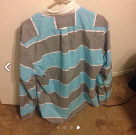 Men's American Eagle Long-Sleeve - Picture 4 of 4