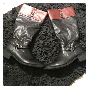 Black boots