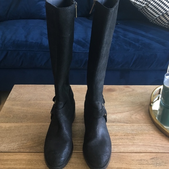 NWOT Donald j Pliner black suede boots