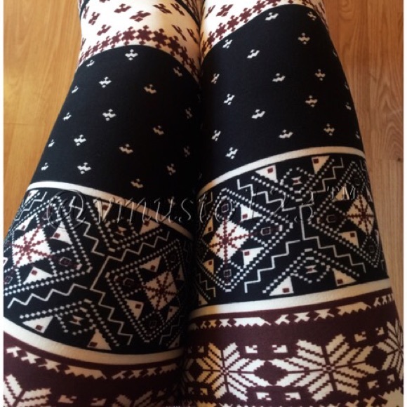 🔴LAST 1‼️ MEGA SOFT BRUSHED FINE KNIT LEGGING - Picture 2 of 4