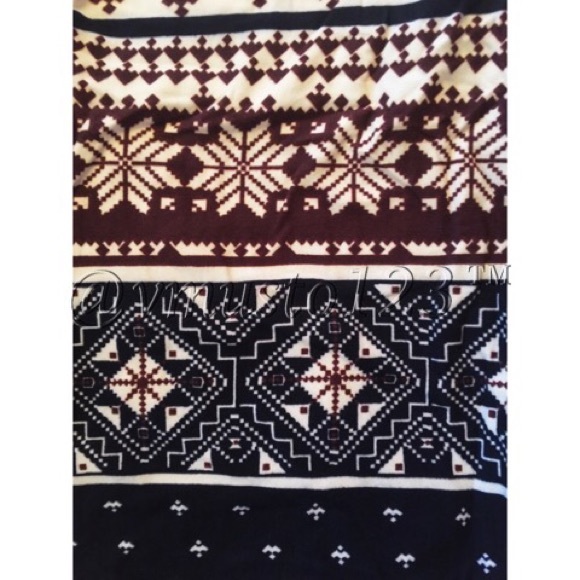 🔴LAST 1‼️ MEGA SOFT BRUSHED FINE KNIT LEGGING - Picture 4 of 4