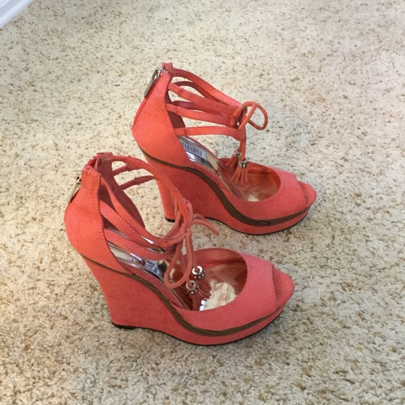Beautiful salmon color  wedges