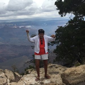 Meet your Posher, Paula jean