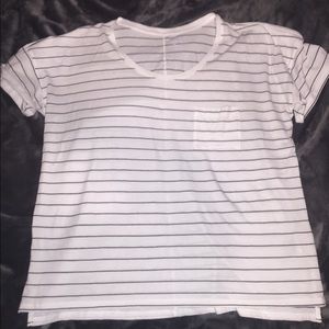 Old navy shirt💁🏻