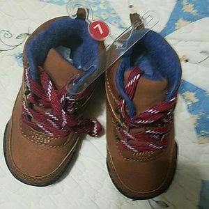 Boys boots
