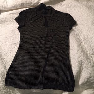 Express top with keyhole