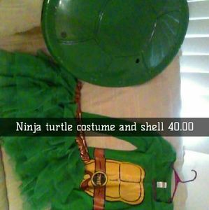 Costume