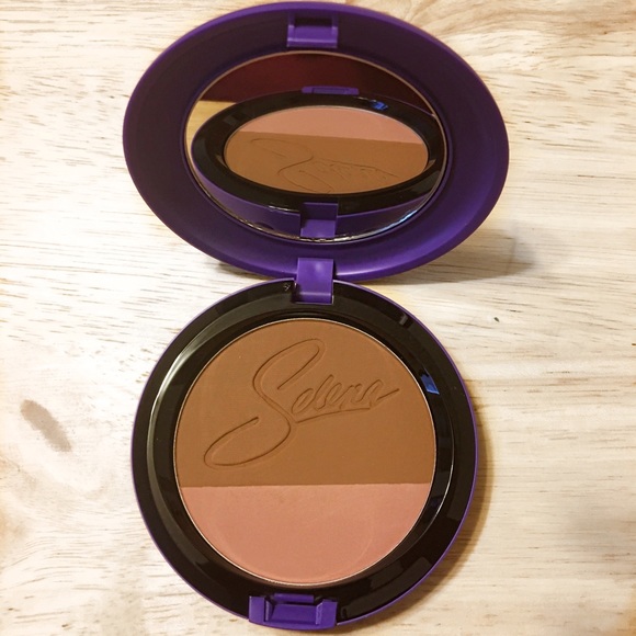 LAST ONE MAC Selena Techno Cumbia limited edition