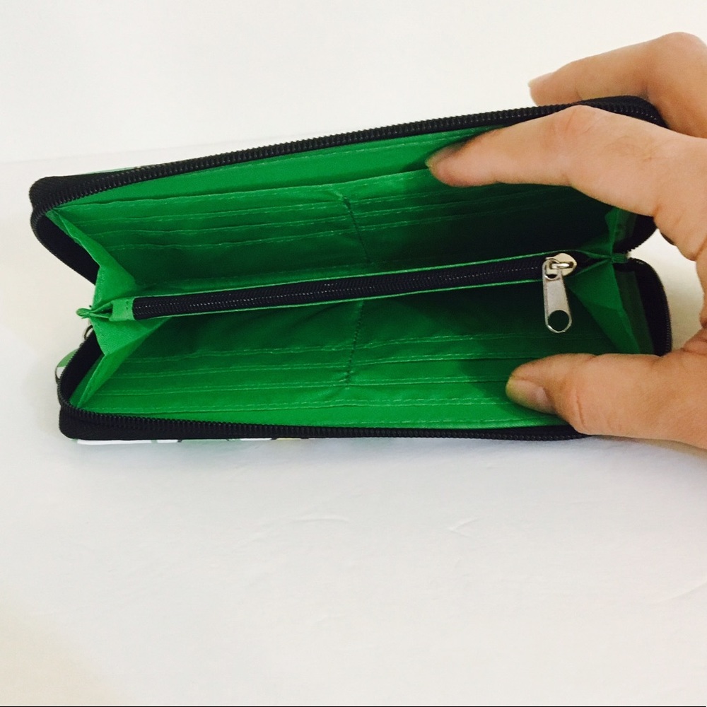 Yoshi Zip Around Wallet - Picture 5 of 6