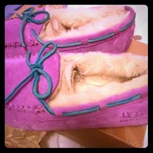 Ugg slippers