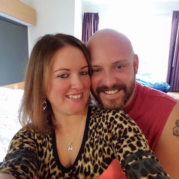 Meet your Posher, Terra - Picture 1 of 1