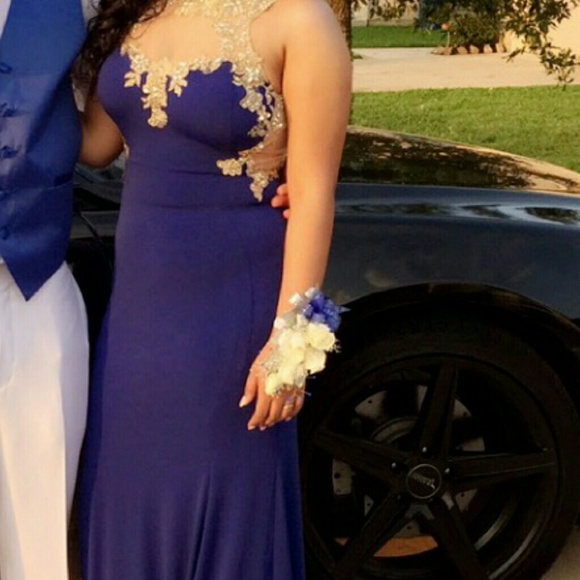 Evening gown wore once for prom - Picture 4 of 4