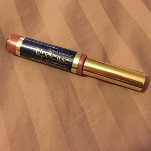 Sheer Berry Lipsense