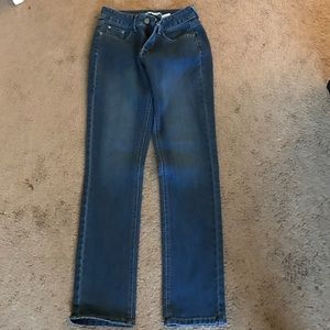 Mid rise skinny jeans size 6