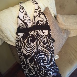 White and brown mid knee length dress