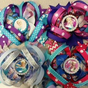 Childrens frozen bows set of 4