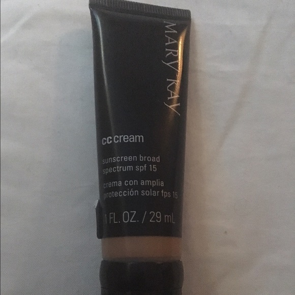 MaryKay CC cream in Deep - Picture 2 of 3
