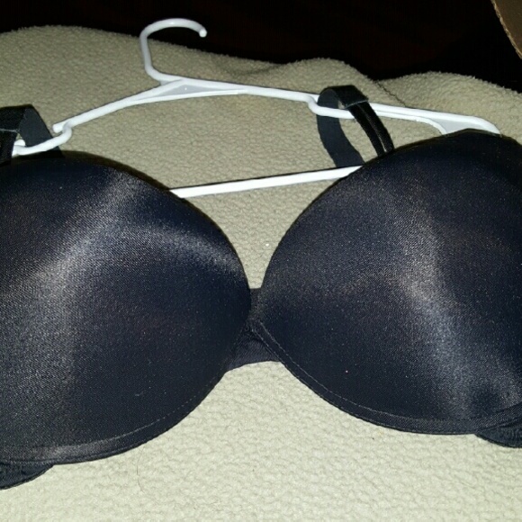 Black plunge push up bra.