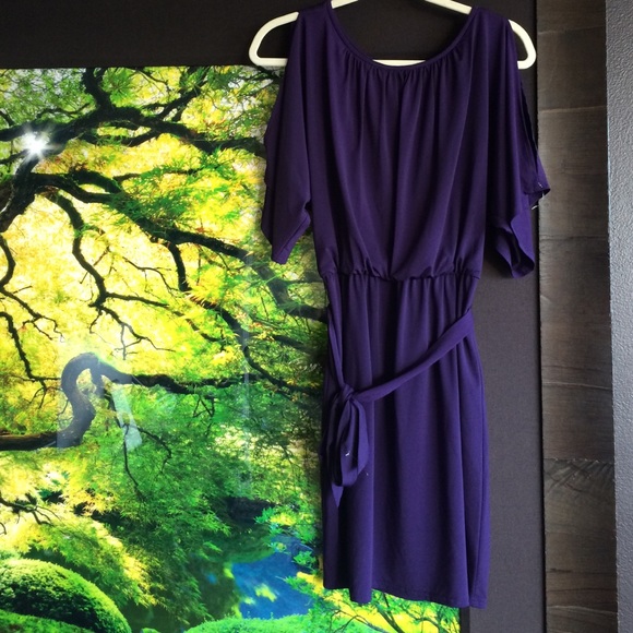 Deep purple dress with half sleeves