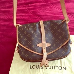 Louis Vuitton shoulder bag