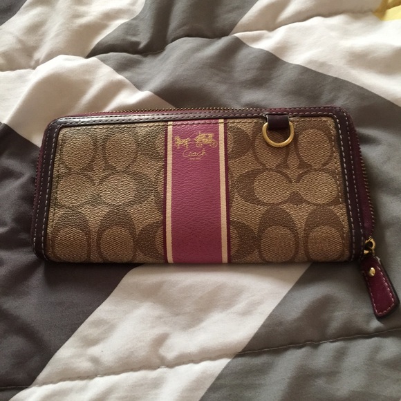 Coach wallet