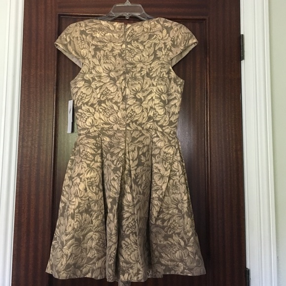 Gold French connection dress - Picture 4 of 5