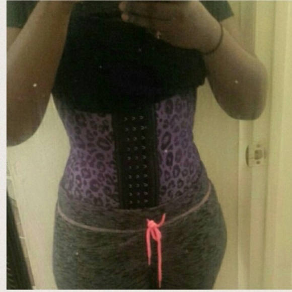 Animal print steel boning latex waist trainer - Picture 5 of 6