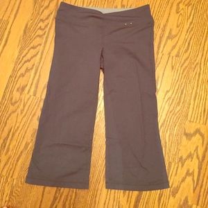 Gap body fit capris size L