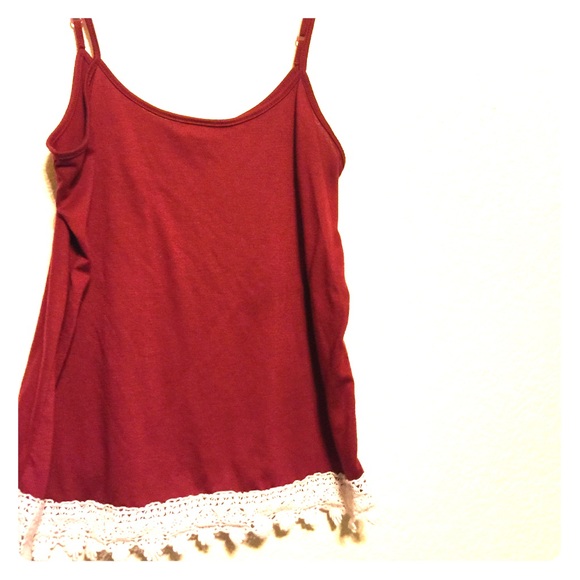 Loose tank with lace trim
