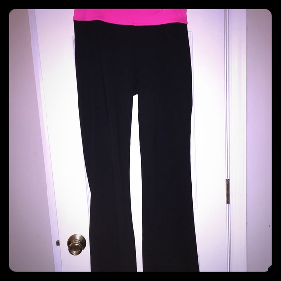 SALE! Wide leg yoga pants. Black w/pink trim! NWT!
