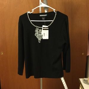 Black beautiful sweater