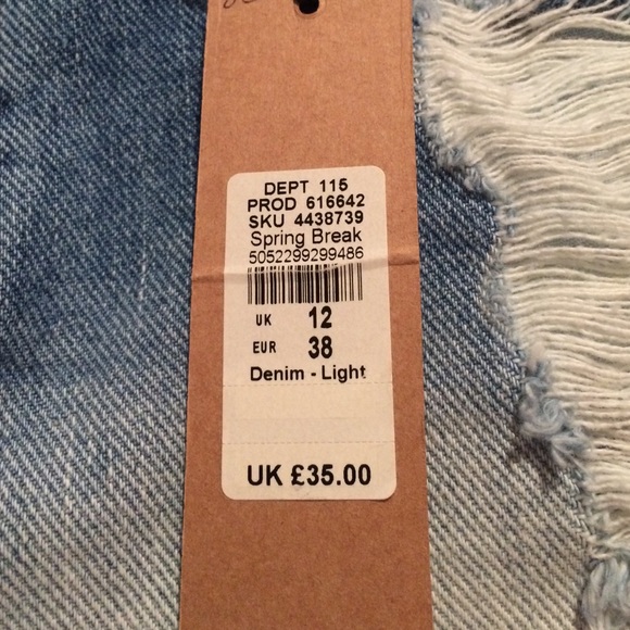 NWT river island jean shorts with studding - Picture 4 of 4