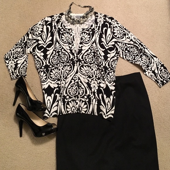 Pretty black and white print cardigan