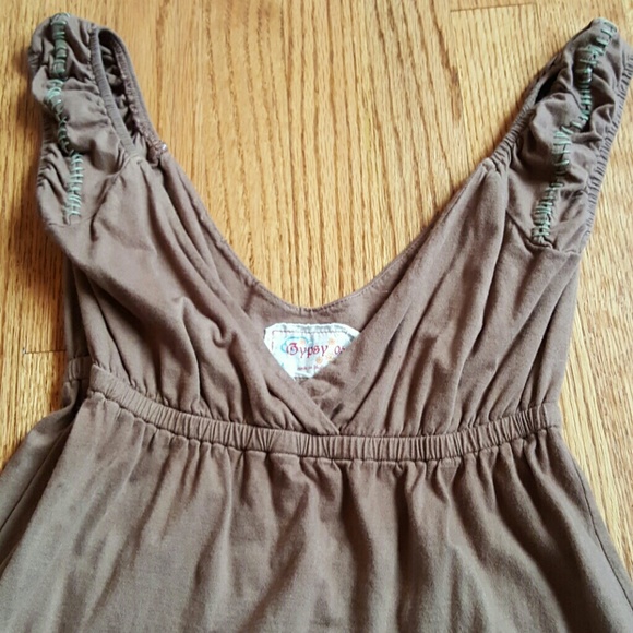 Top - Picture 2 of 2