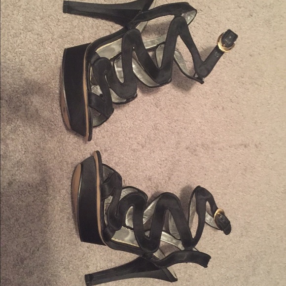 Bebe black platform heels
