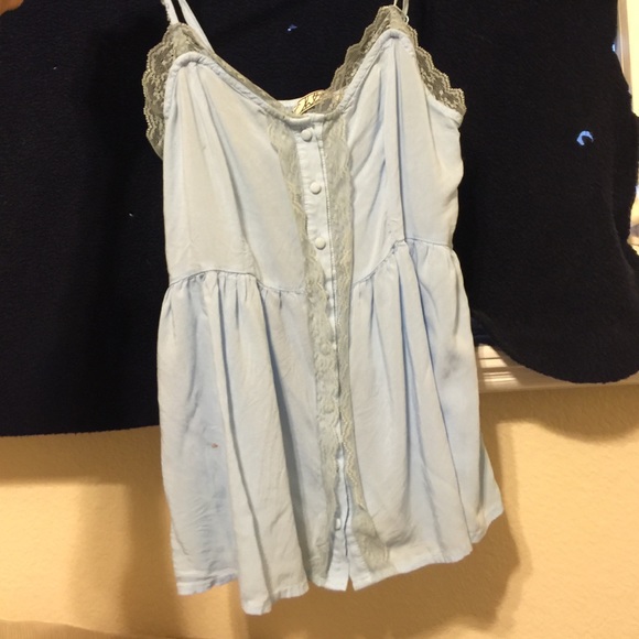 Baby blue flowy tank