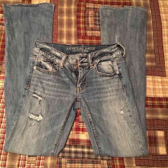 American Eagle Outfitters Denim - Women's AE Artist bootcut jeans.