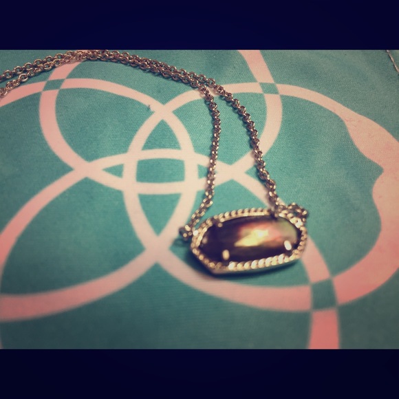 Kendra Scott Elsie Pendant Necklace