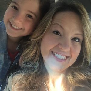 Meet your Posher, Holly