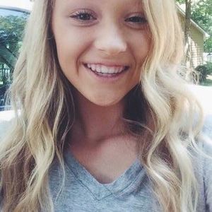 Meet your Posher, Ashlyn