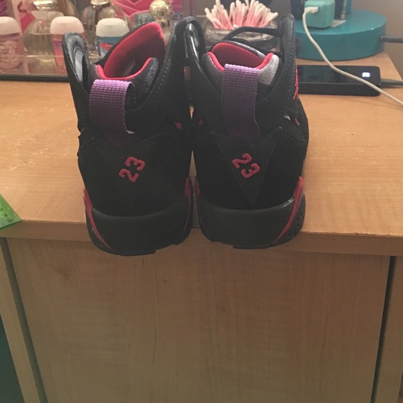 Size 3.5 Air Jordan 7 Retro (GS) - Picture 2 of 3
