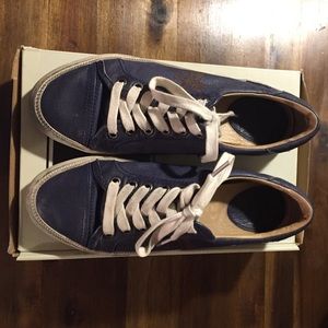 Frye Kira low top shoes