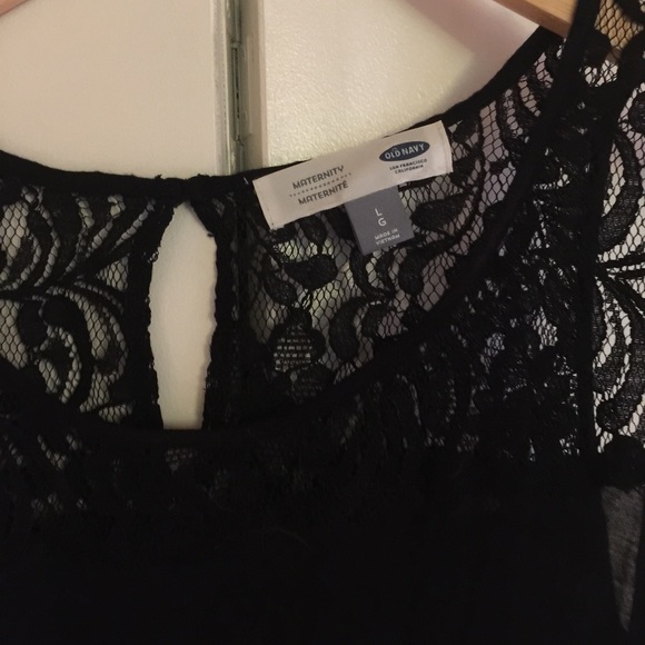 Maternity sweater & black tank - Picture 4 of 4