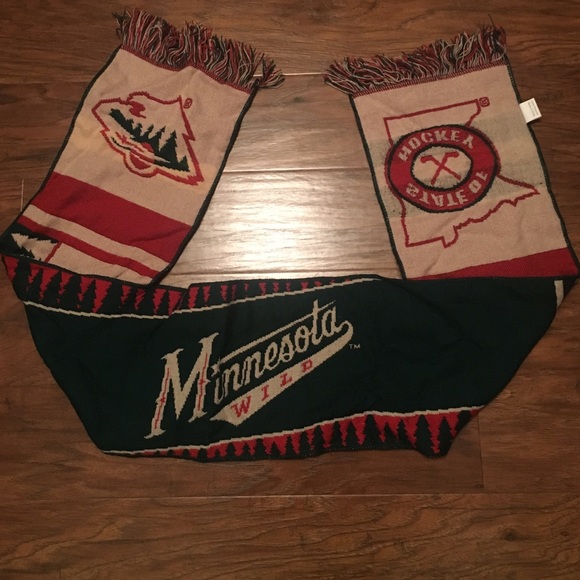 MN Wild Scarf