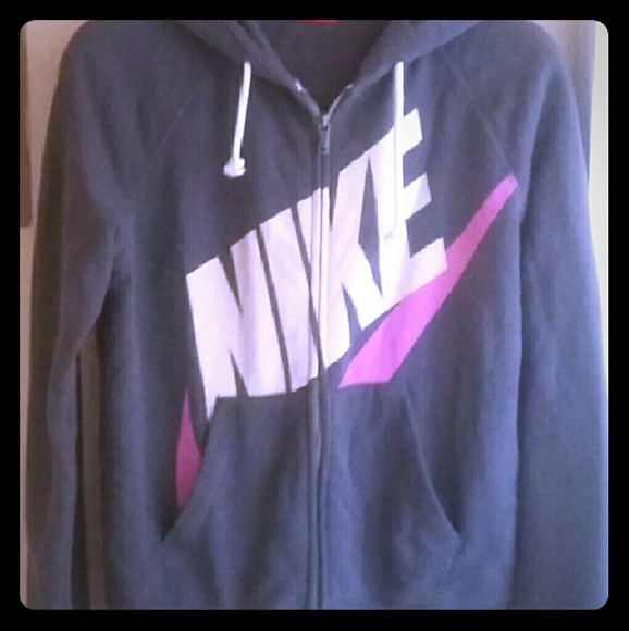 Nike zip up sweatshirt