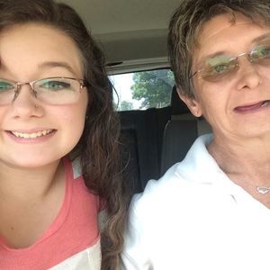 Meet your Posher, Sharon