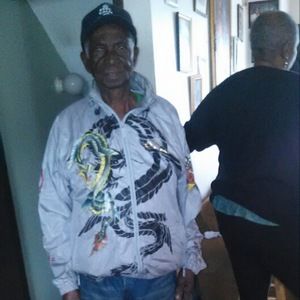 Meet your Posher, Sandy