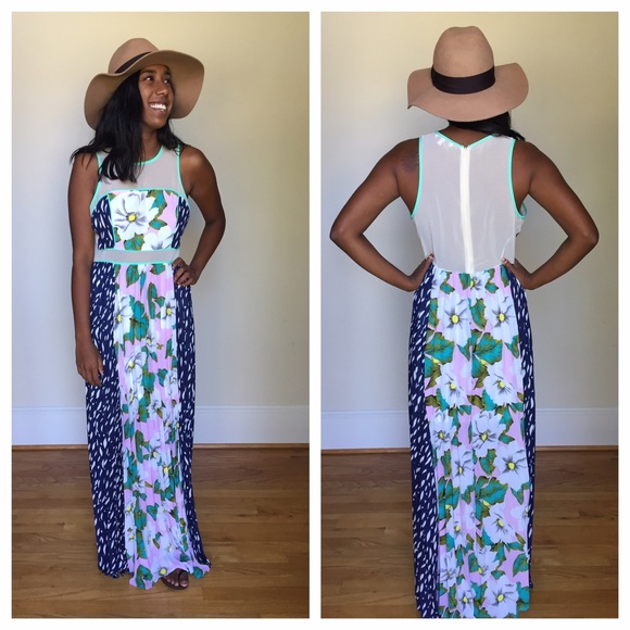 Jealous Tomato 🍅 Boho Blue Floral Maxi Dress