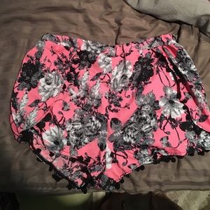 Floral Pom Pom shorts