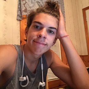 Meet your Posher, Cody